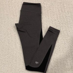 ALO ☮️ Yoga Leggings